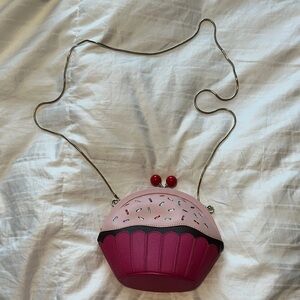 Kate Spade Pink Cupcake Crossbody Bag 🧁